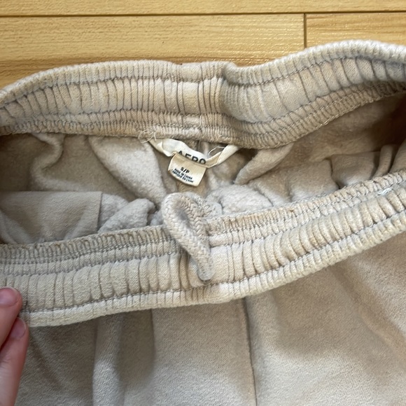 Aero sweat shorts - Picture 2 of 4